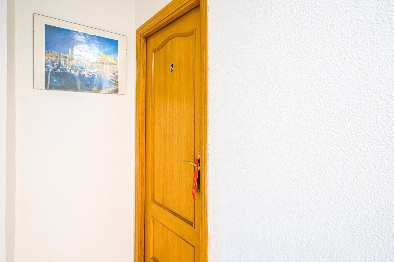 Pension Ayuntamiento Alicante Luaran gambar