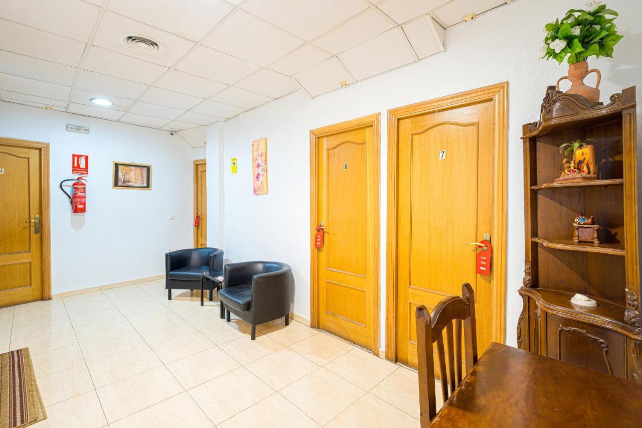 Pension Ayuntamiento Alicante Luaran gambar